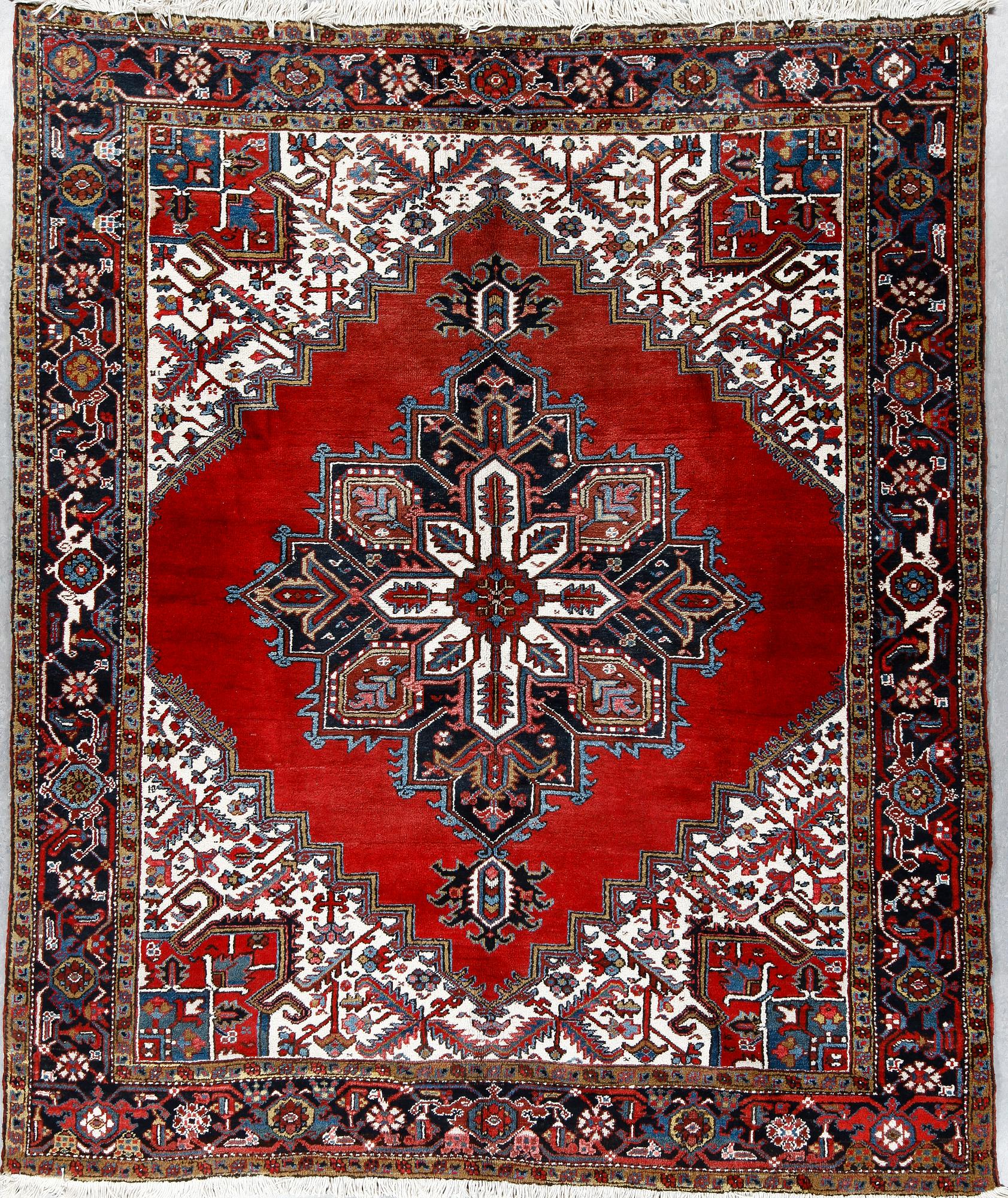 MATTA, old Heris, ca 300x250 cm.