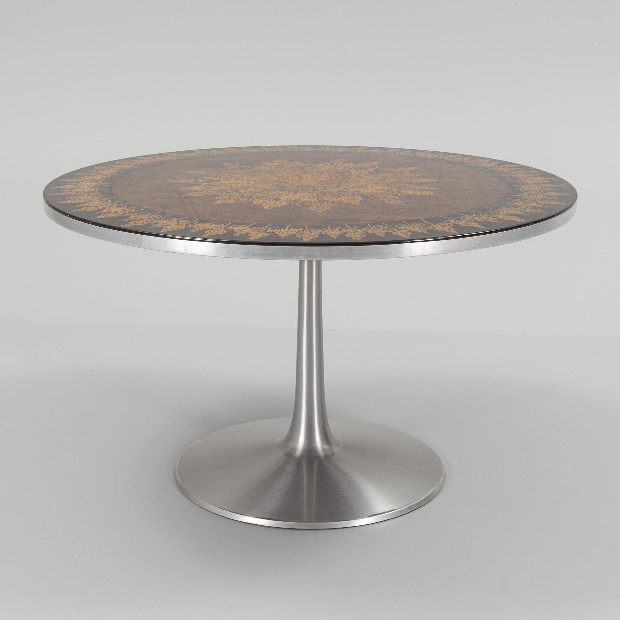 POUL CADOVIUS, a 'Mygge' dinner table for France o Son, Danmark, second half of the 20th century.