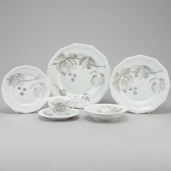 MATSERVIS, 58 delar, porslin, "Maria Björnbär", Rosenthal.