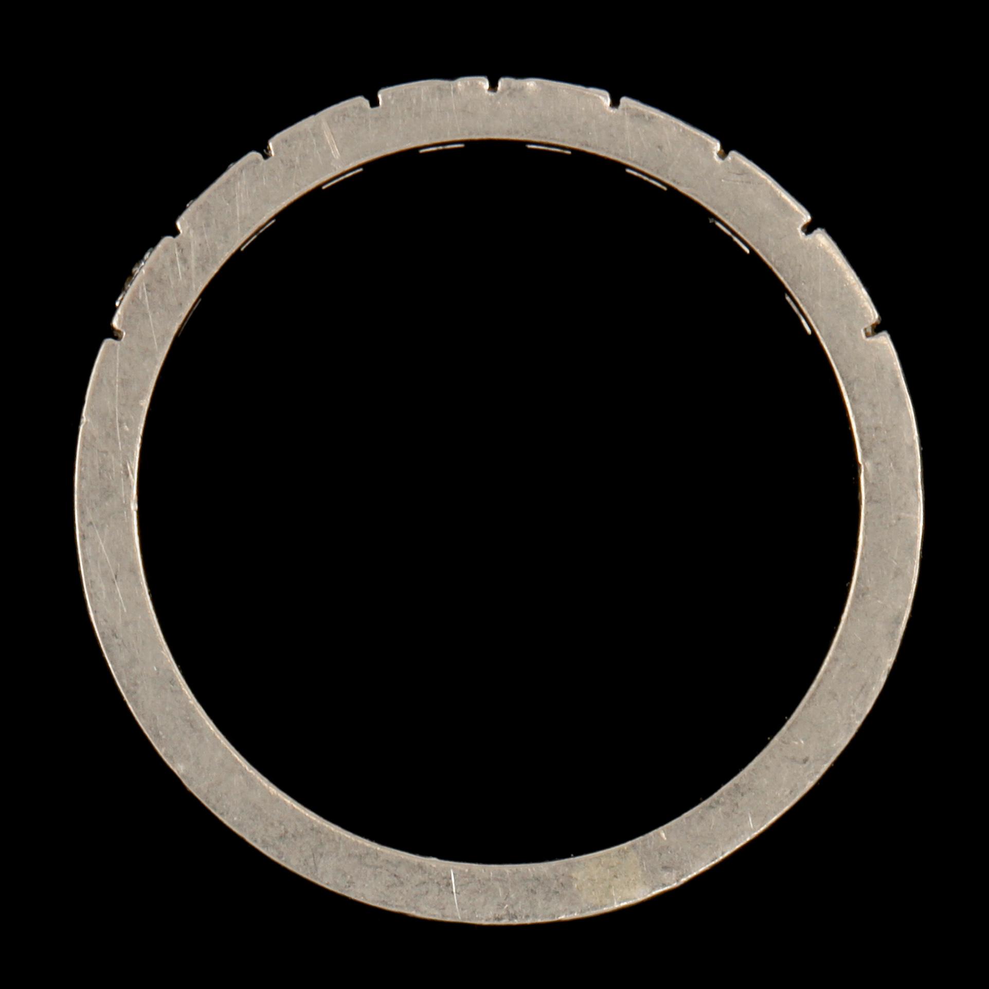 RING, 18k vitguld med 8 briljantslipade diamanter, Tesi, Göteborg 1957. Vikt 3 g.