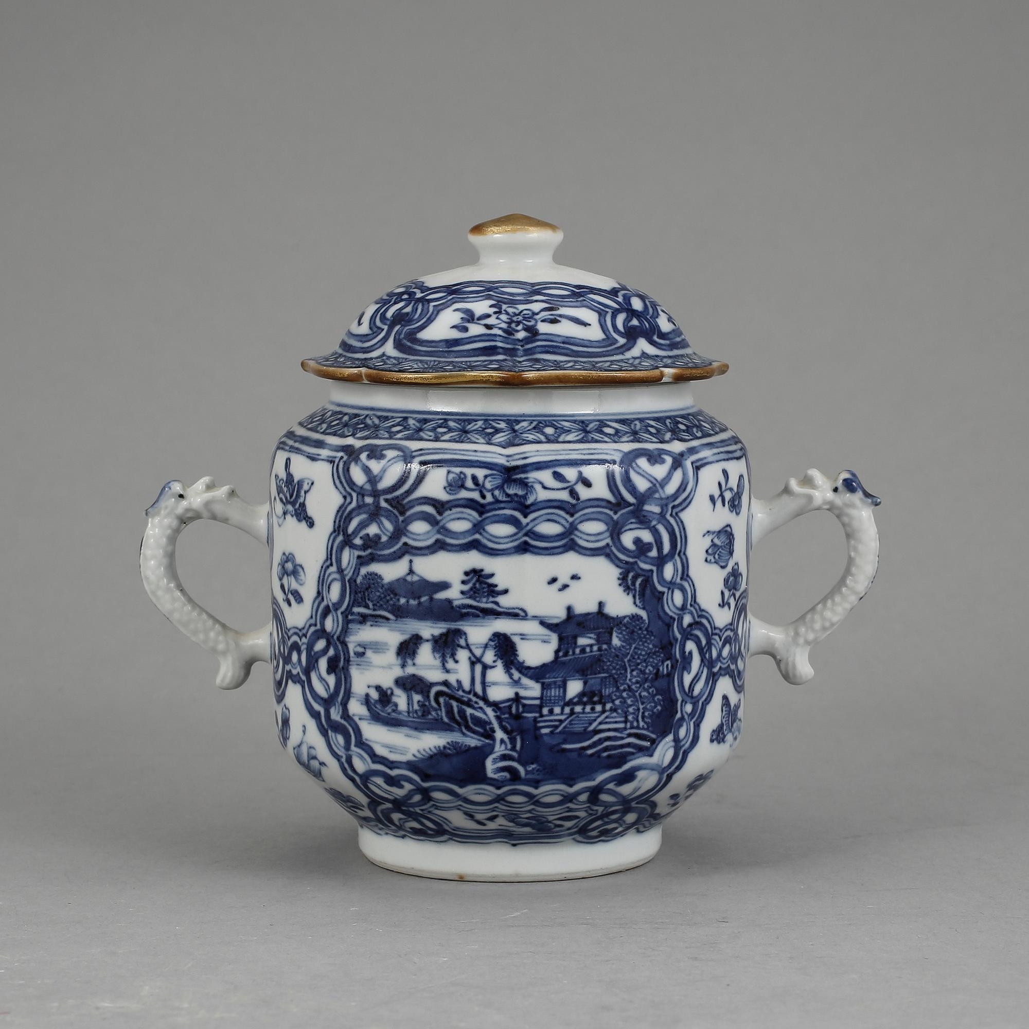 SKÅL MED LOCK, porslin, Kina, Qianlong 1736-95.