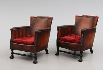 FÅTÖLJER, 1 par, 1900-talets första hälft.