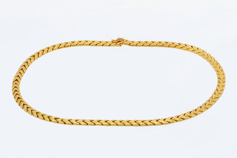 Necklace 18K gold, 28,6 g, approx 42 x 0,5 cm.
