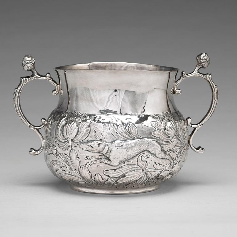"Porringer", silver London 1664, mästarstämpel TA sannolikt för Thomas Aylinge.