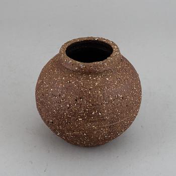 GUNNAR NYLUND, a stoneware vase, Rörstrand Lidköping, 1940s.