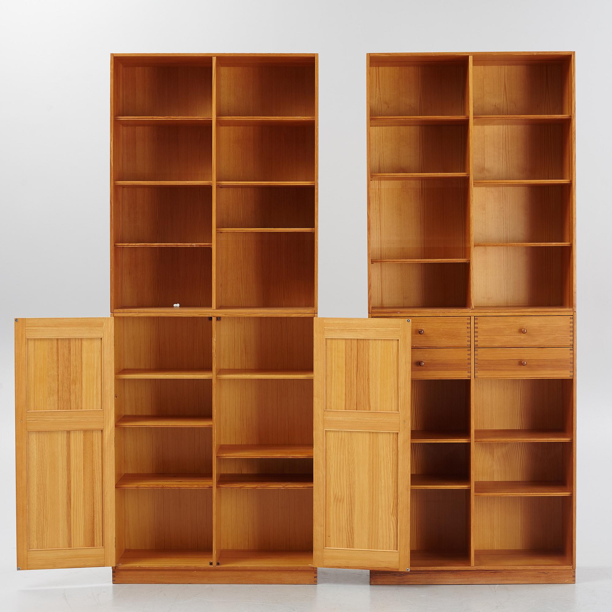 Andreas Hansen, a set of four bookcase modules from Hadsten Træindustri, Denmark.