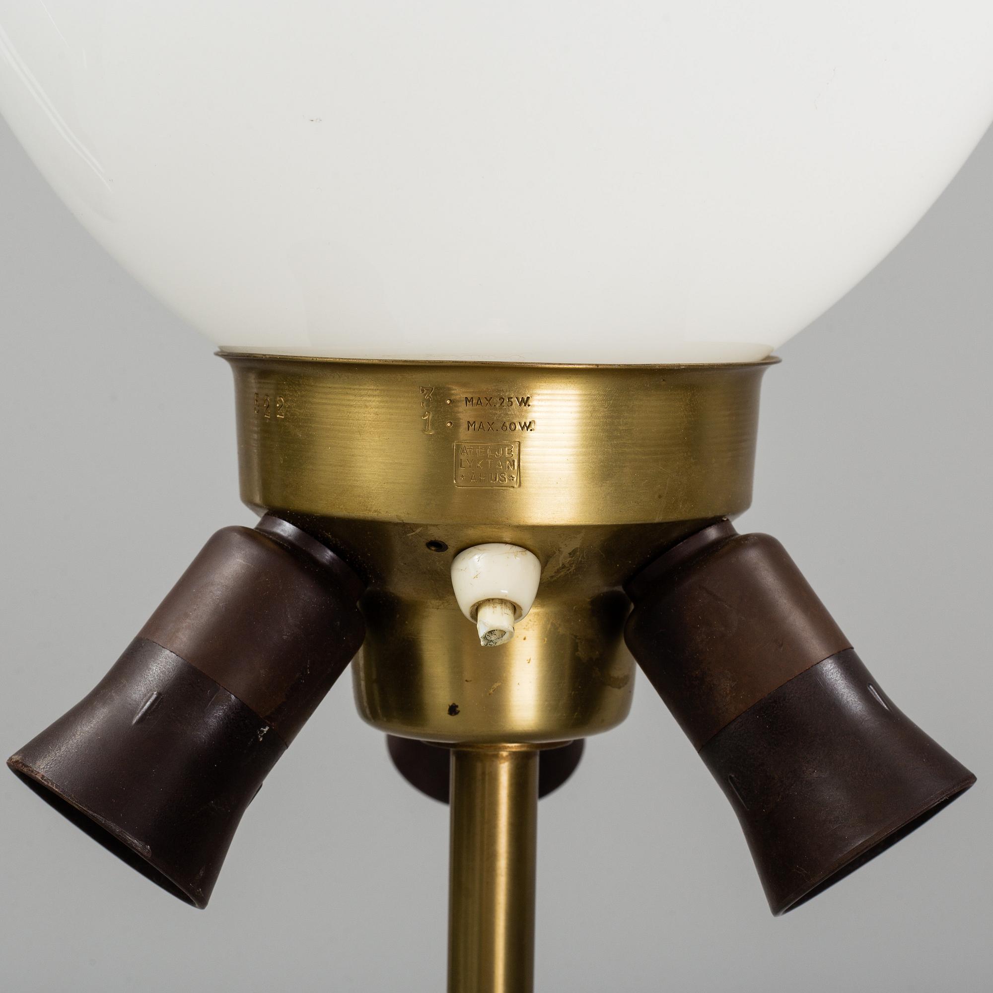 HANS BERGSTRÖM, A 1950's floor light for Ateljé Lyktan, Åhus, Sweden.