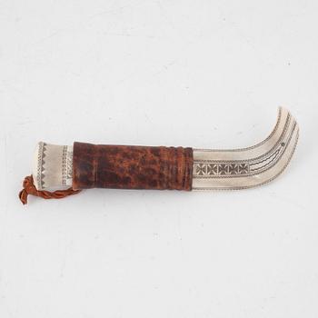 Per-Erik Nilsson, a reindeer horn knife, signed.