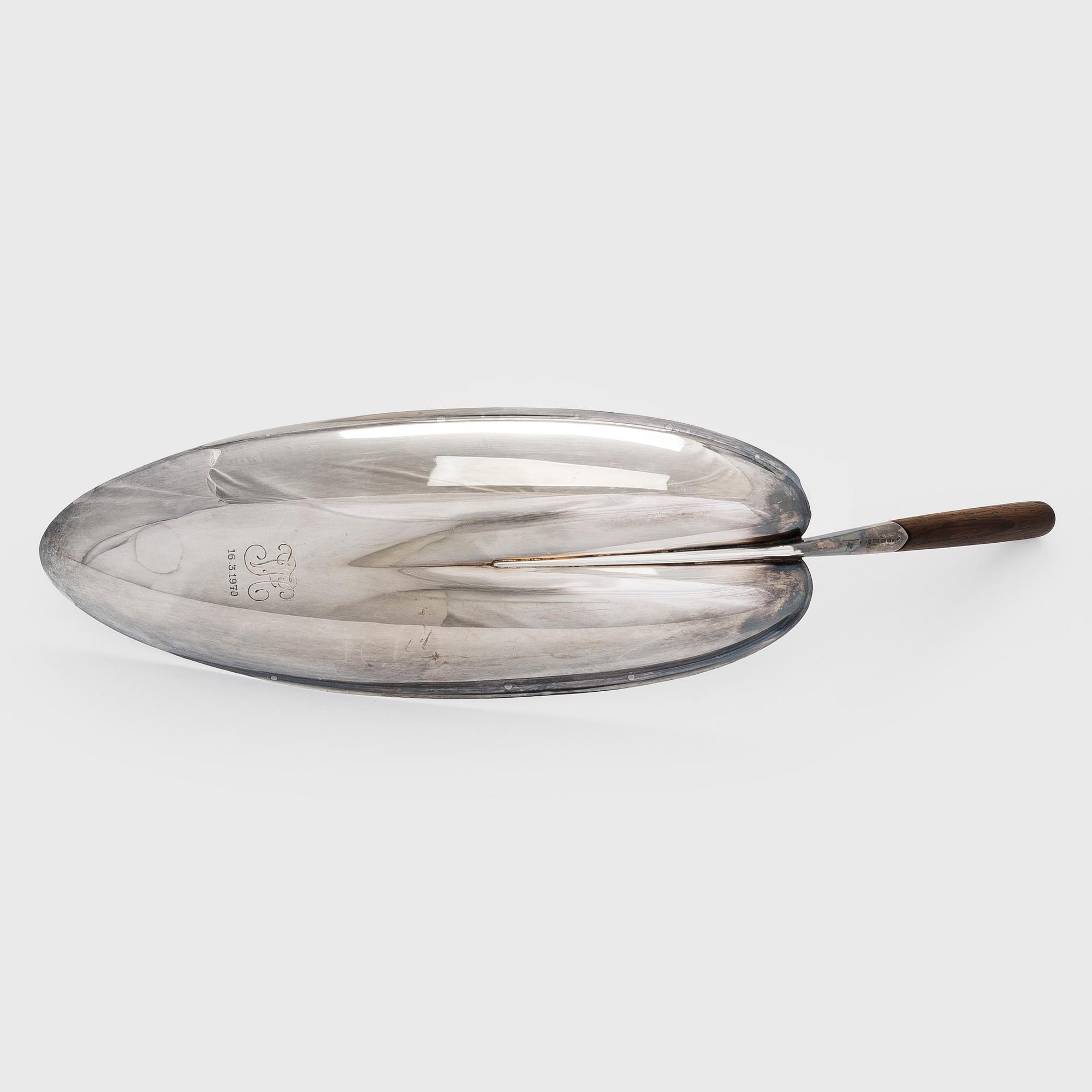 Tapio Wirkkala, malja, TW 85, hopeaa, Kultakeskus, Hämeenlinna 1960.