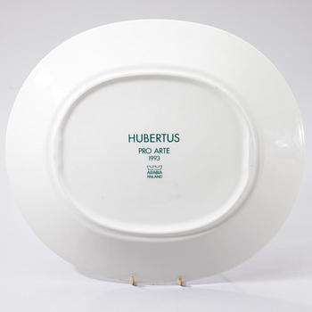 FAT, porslin, signerad DF, stämpelmärkt Hubertus Pro Arte 1993, Arabia Finland.