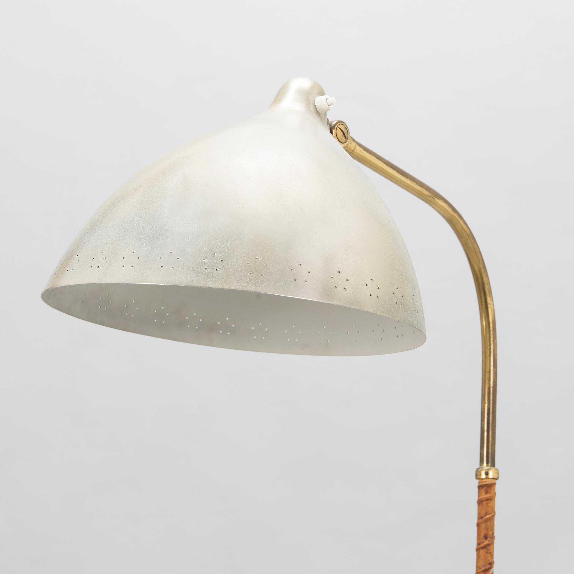 LISA JOHANSSON-PAPE,  LATTIAVALAISIN, malli 2062, Stockmann Orno, 1900-luvun puoliväli.