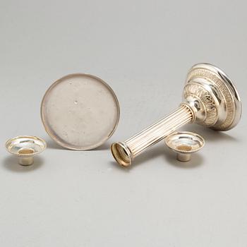 LJUSSTAKAR, ett par, nysilver, 1900-tal.