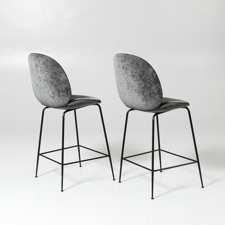 GamFratesi, barstolar, ett par, "Bettle", Gubi, modern tillverkning.