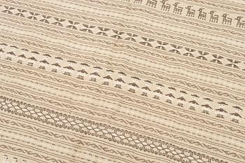 Kelim, India, approx. 305 x 190 cm.