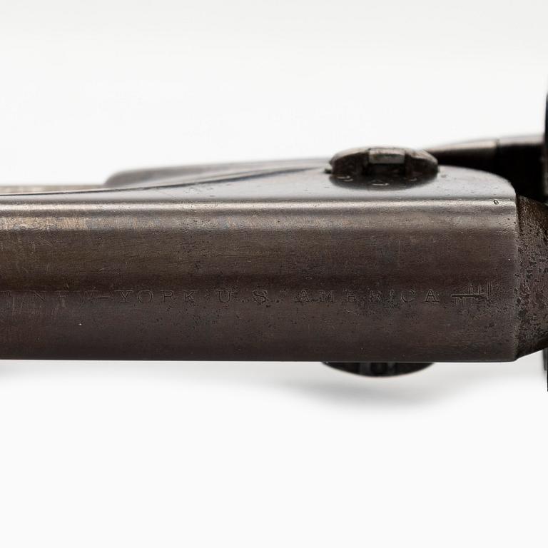 A Colt 1860 Army percussion revolver, serial no. 35171, manufactured 1862. Certificate included.