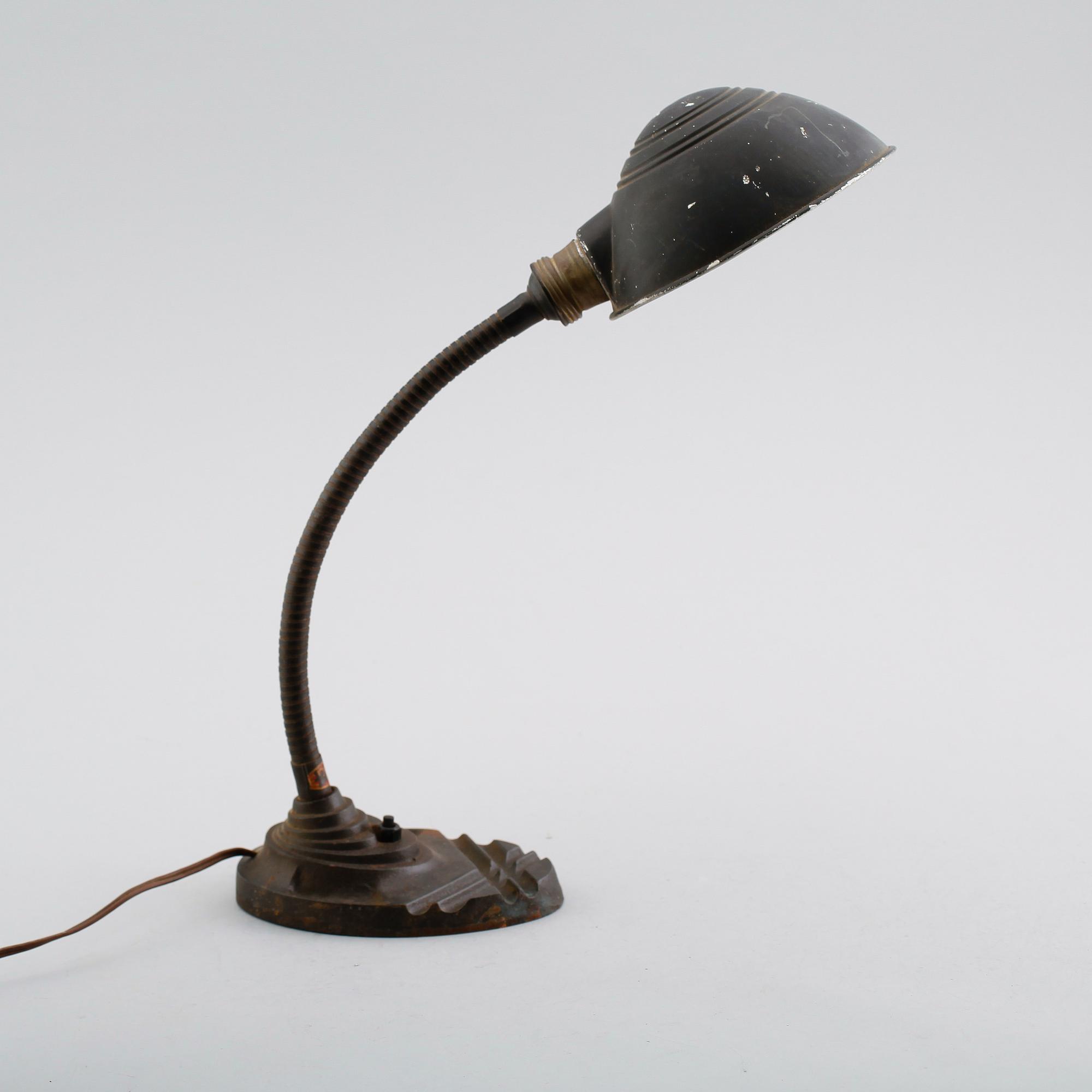VÄGGLAMPA, industrimodell, Erpe, Belgien, 1900-talets första hälft.