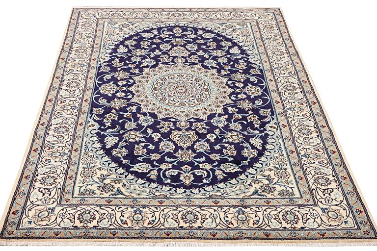 Matta, Nain, 9 LA, part silk, ca 297 x 194 cm.