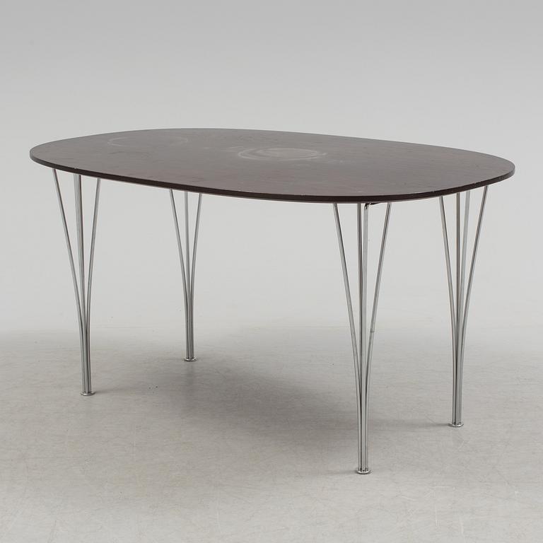 A "Superelips" table by Bruno Mathsson, Fritz Hansen, 1984.
