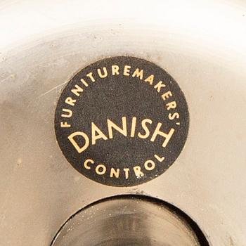 Arne Jacobsen, skrivbordsstol, 'Sjuan', Fritz Hansen, Danmark, 1900-talets andra hälft.