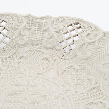 Fat Staffordshire England 1700-talets andra hälft saltglaserat stengods.