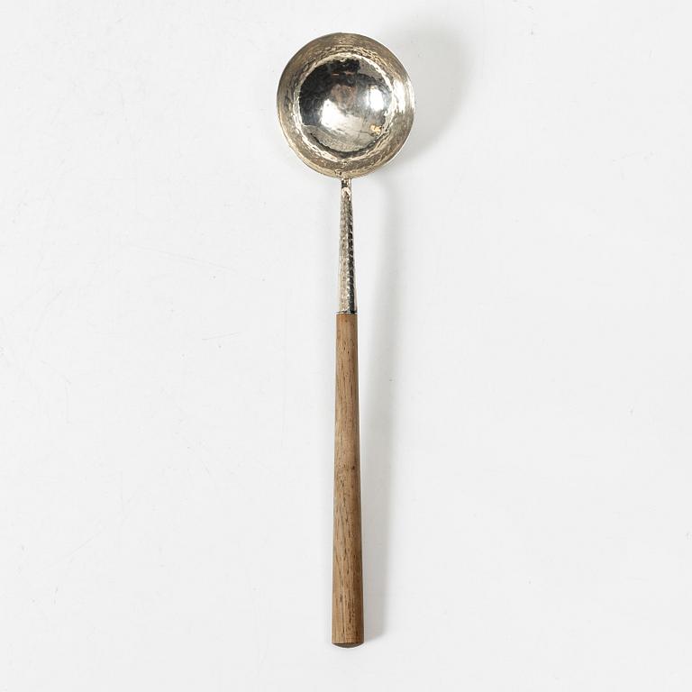 Tapio Wirkkala, bowl and ladle, silver, Kultakeskus, Hämeenlinna, 1976.