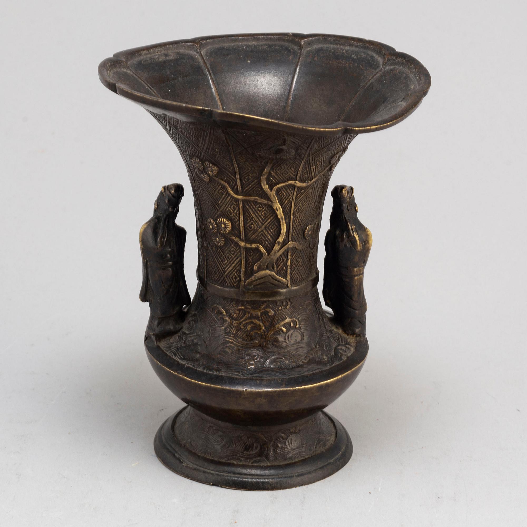 VAS, brons. Qingdynastin, 1800-tal.