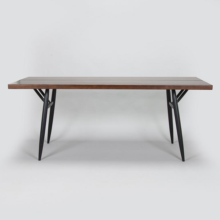 Ilmari Tapiovaara, Matbord och bänkar, 2 st "Pirkka" Aero Design Furniture Ltd 2000-tal.