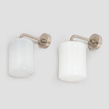 Paavo Tynell, a pair of 1930s '7239' wall lights for Taito.
