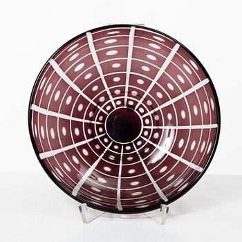 Edward Hald, a "slipgraal" glass vase, Orrefors 1947.