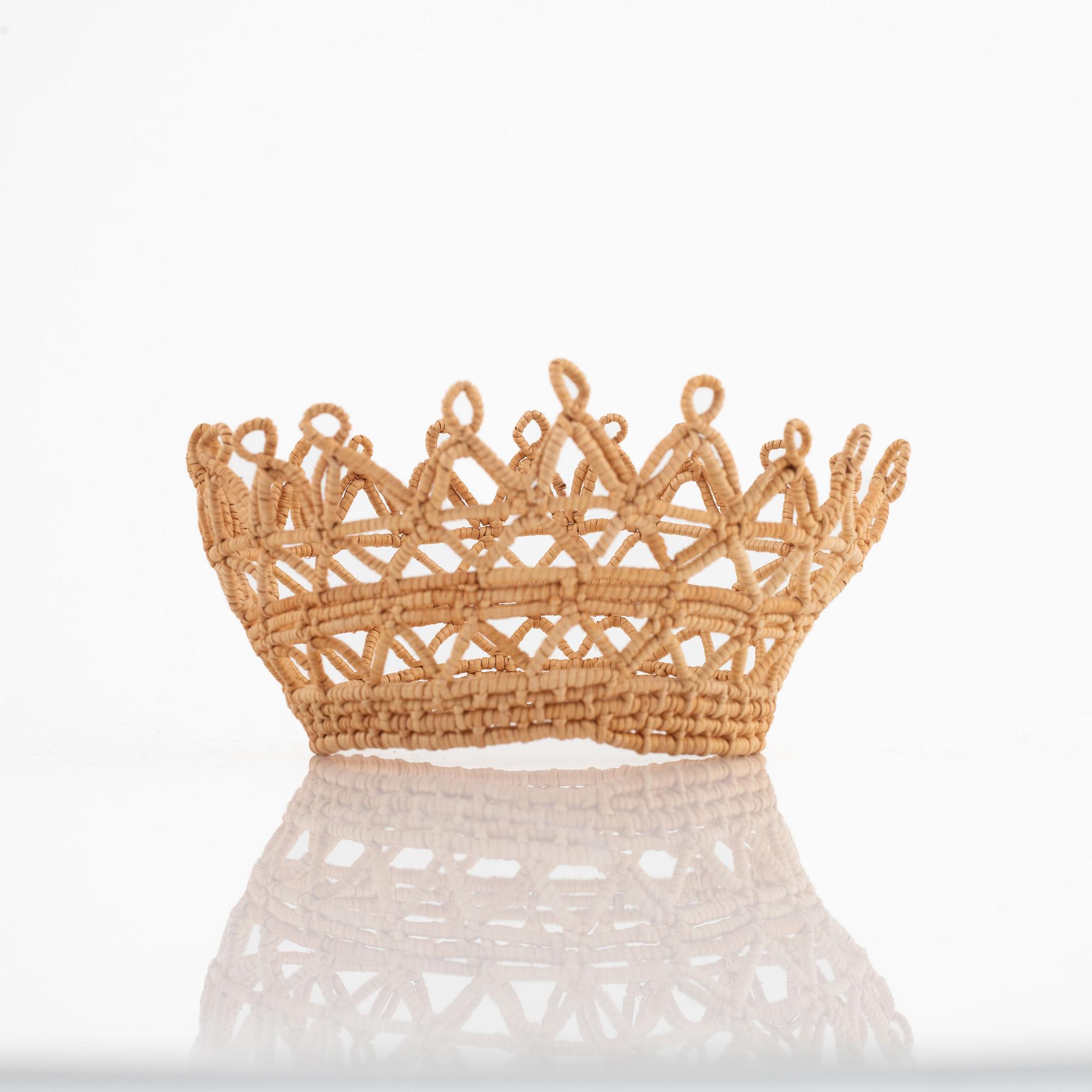 A root bride crown, 20th Century.