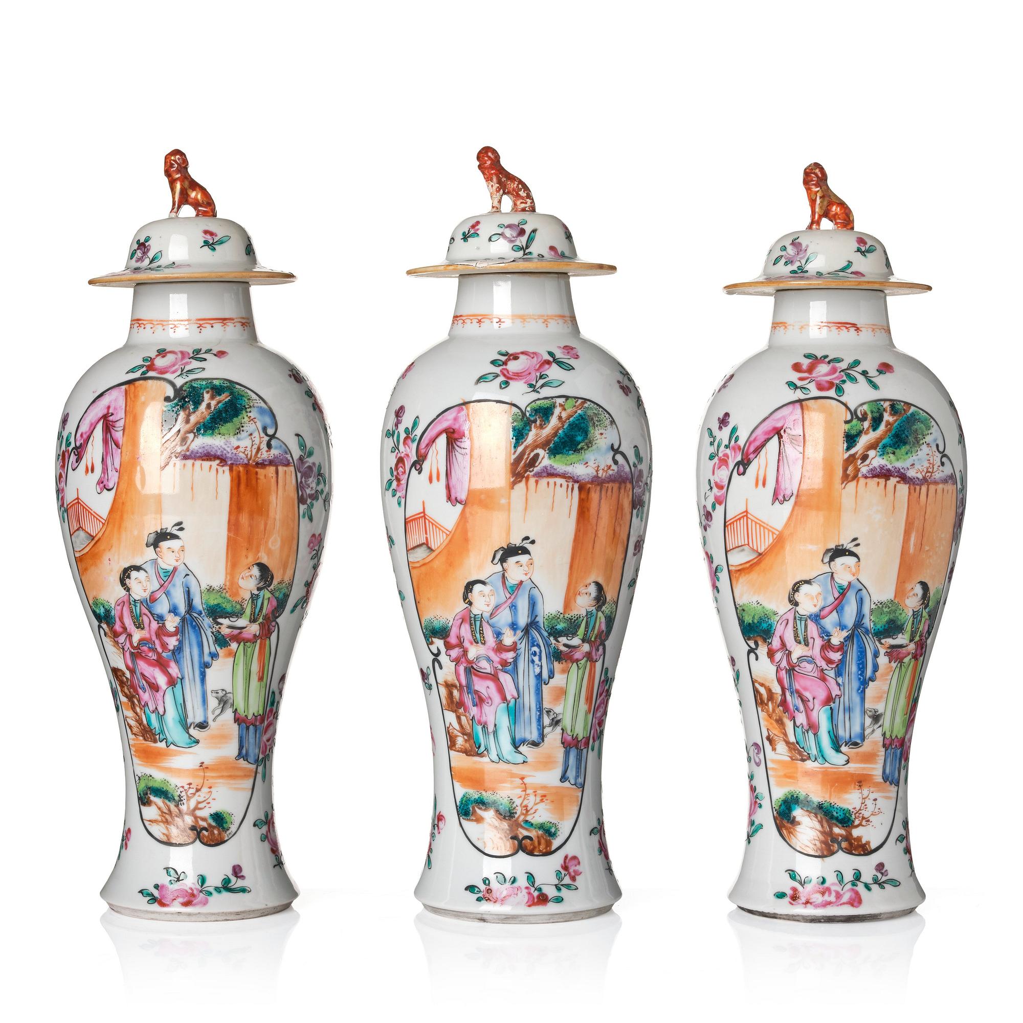 A three-piece famille rose garniture, Qing dynasty, Qianlong (1736-95).