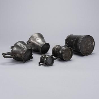 PARTI FÖREMÅL, 5 st, tenn, bl a Sheffield Geo Butler & Co, England 1800-tal.