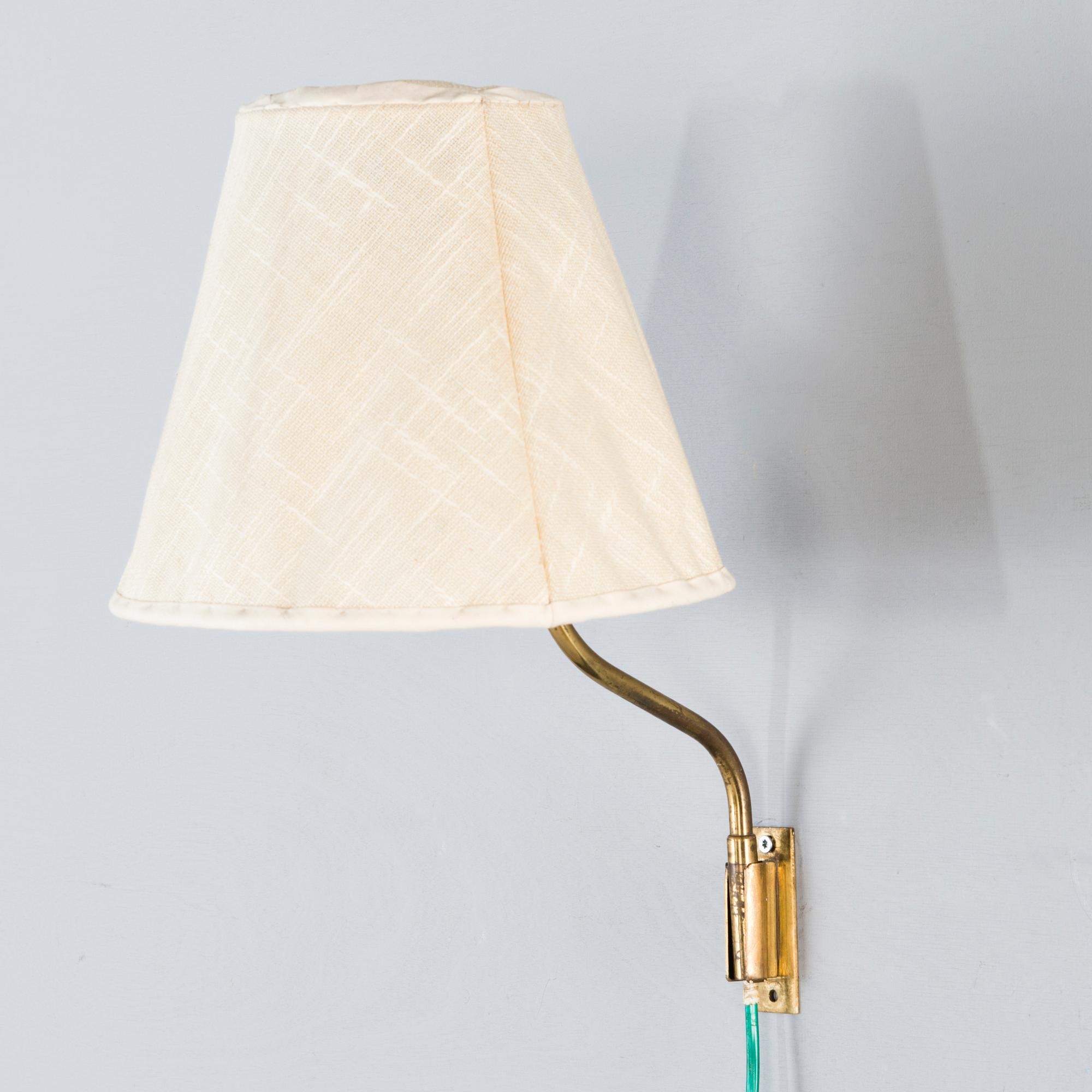 LISA JOHANSSON-PAPE, SEINÄVALAISIN, malli 3053, Stockmann Orno 1900-luvun puoliväli.