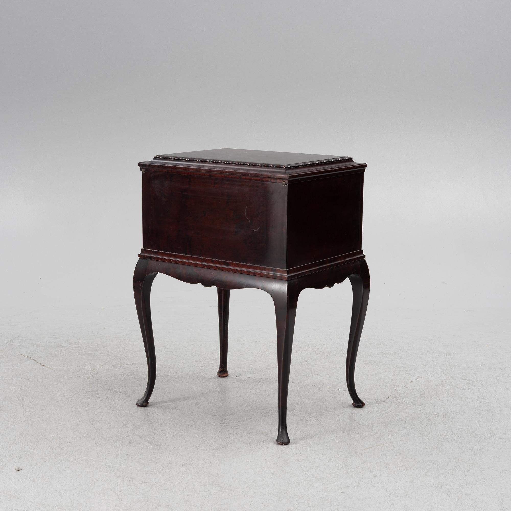 A Swedish silver cutlery, model 'Drottning Viktoria', mark of CG Hallberg, Stockholm 1936 (144 pieces).