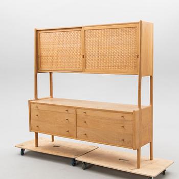 Hans J. Wegner, skåp, "RY-20" för Ry Möbler, Danmark, 1960-tal.