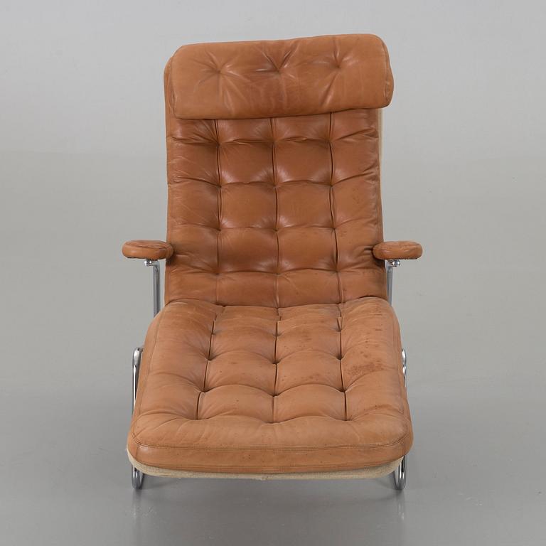 SAM LARSSON, a "Fenix" leather lounge chair by Dux.