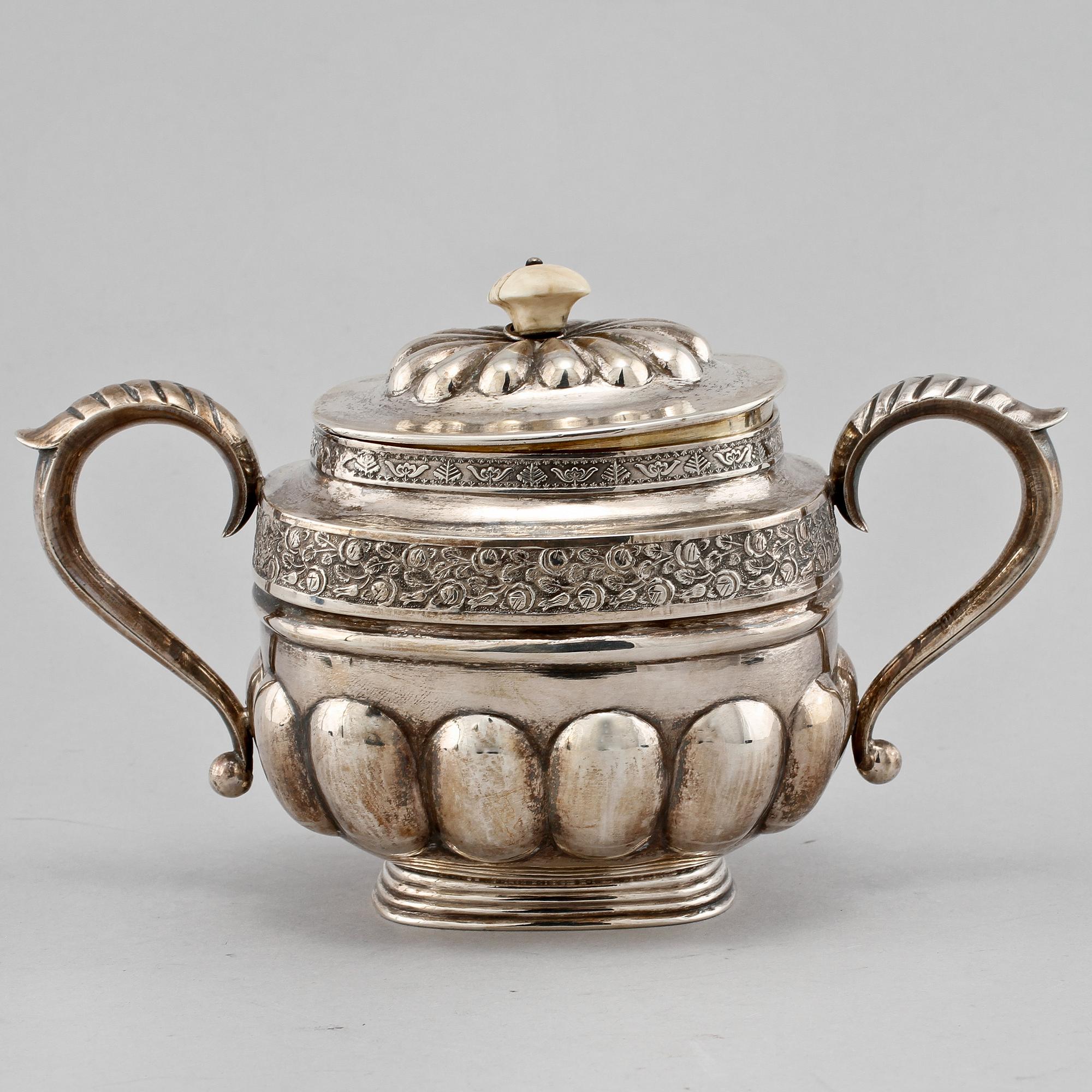 SOCKERSKÅL, silver, Estland, 1800-tal. Vikt 430 g.