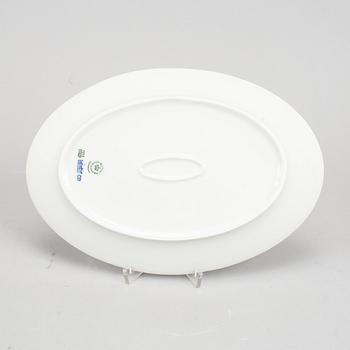 A Royal Copenhagen porcelain service "Blå vifte" by Arnold Krog, 28 pcs, Denmark.