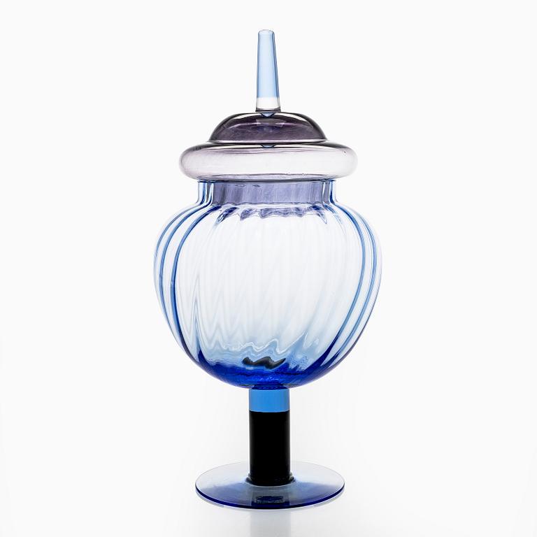 Kerttu Nurminen, a 'Grandmother's candy bowl' art glass object, Lampi Pro Arte 1993, signed K. Nurminen, Nuutajärvi.