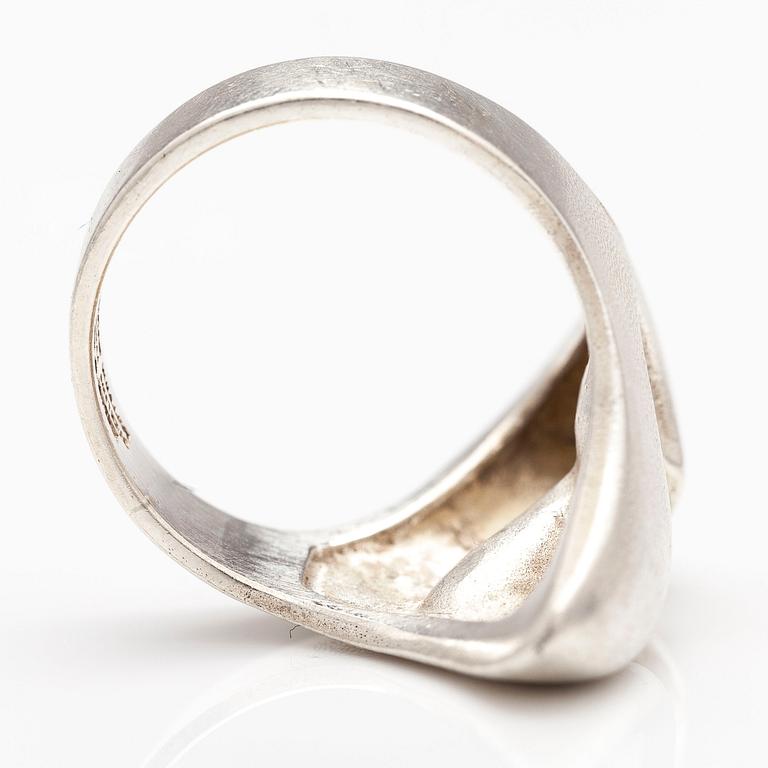 BJÖRN WECKSTRÖM, RING "Verho" och ARMBAND "Apollo", sterling silver. Lapponia 1973 och 1986.