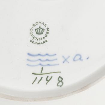Royal Copenhagen, 76 porcelain service parts, 'Musselmalet Full Lace and Half Lace', Denmark.