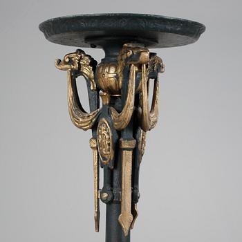 GUERIDONER, ett par, eklekticism, 1800-talets slut.