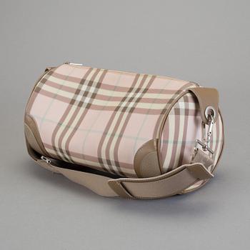 VÄSKA, Burberry.