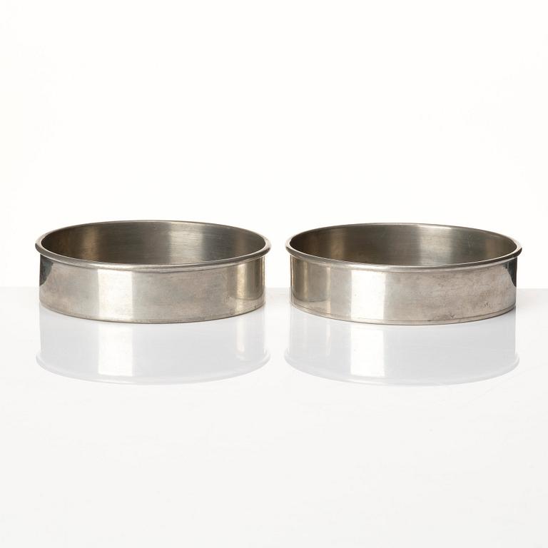 Firma Svenskt Tenn, a pair of pewter coasters, Stockholm 1975.