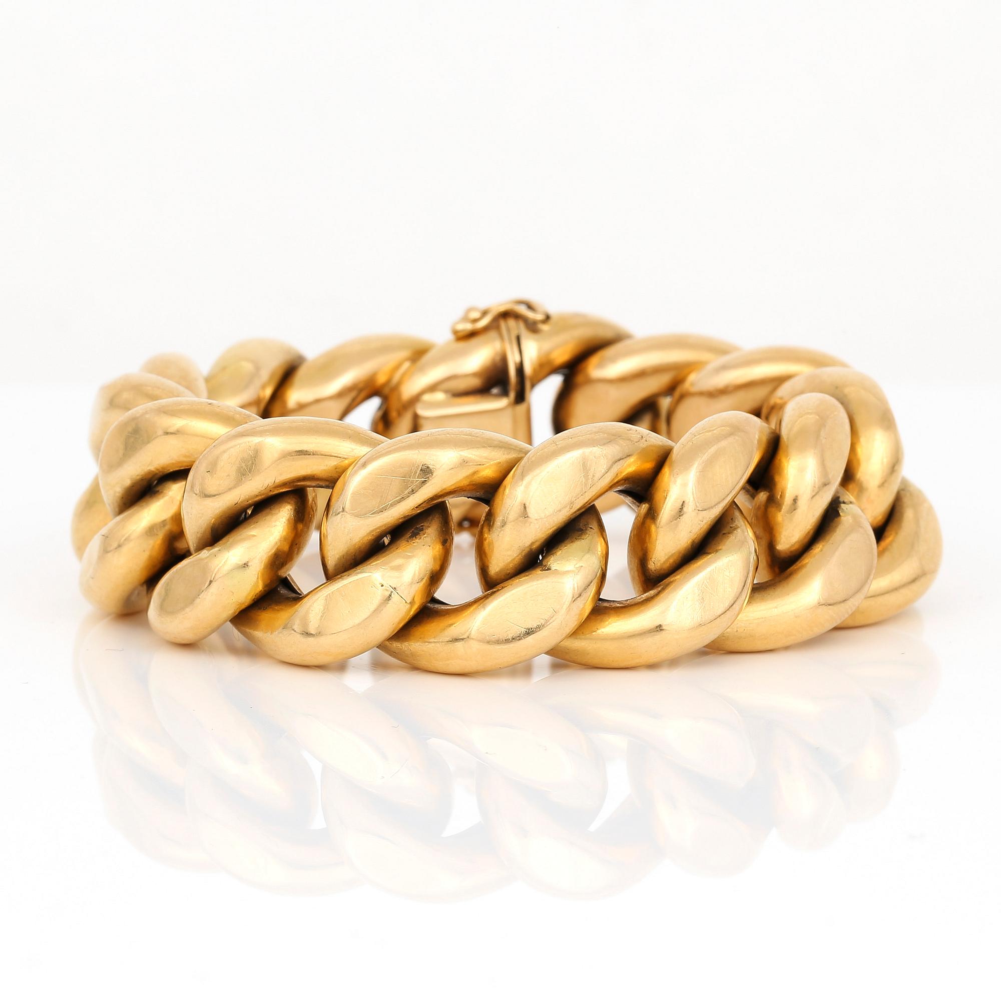 ARMBAND, 18K guld. Total vikt ca 66 g.