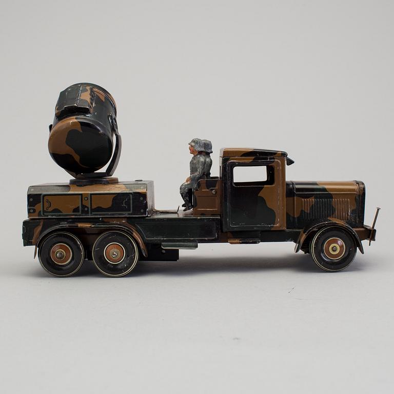 A tinplate Tipp & Co search light car, Germany, 1930/40s.