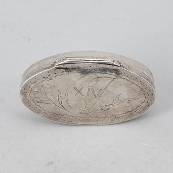 SNUSDOSA, silver, Lars Grubb, Sundsvall verksam 1819-1847. Total vikt ca 29g.