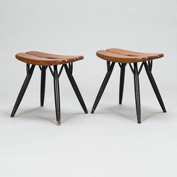 Ilmari Tapiovaara, Two 1960's 'Pirkka' stools for Laukaan Puu.