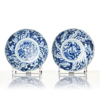 A set of 12 blue and white 'three friends of winter' dishes, Tianqi/Chongzhen, mid 17th century.