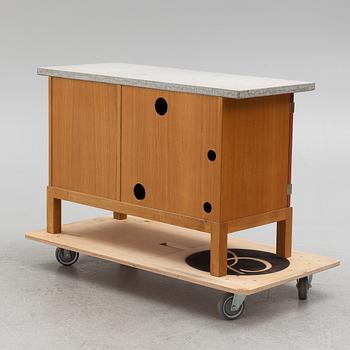 Kerstin Olby, a sideboard, Trätina.